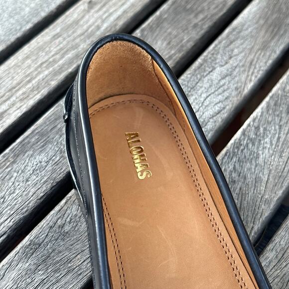 Alohas Terrane Loafers in Black with Tassels - Picture 6 of 9